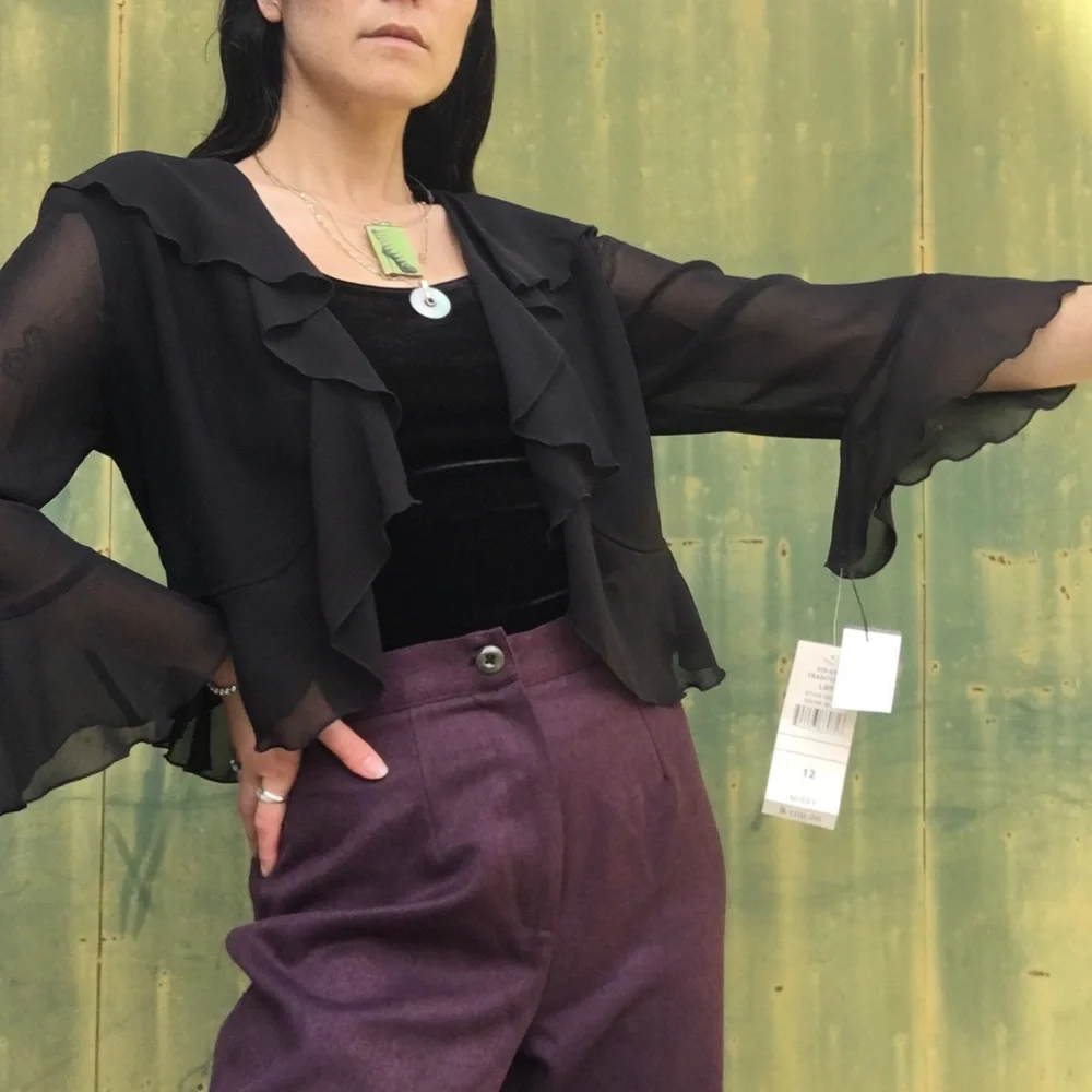 The *Missy* Cropped Ruffled Bolero~ - Picture 4 of 7